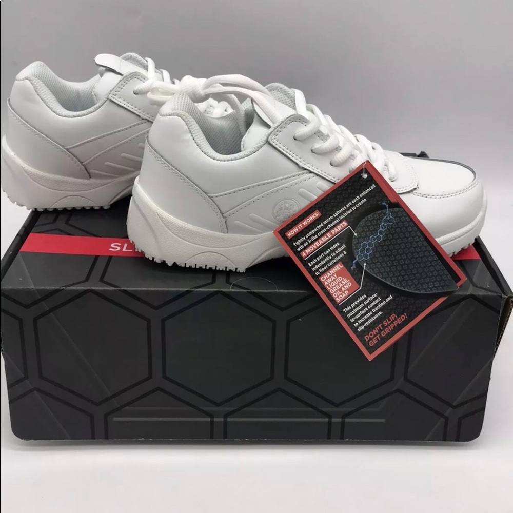 Slipgrips slip-resistant footwear- Womens Size 7W - NEW!